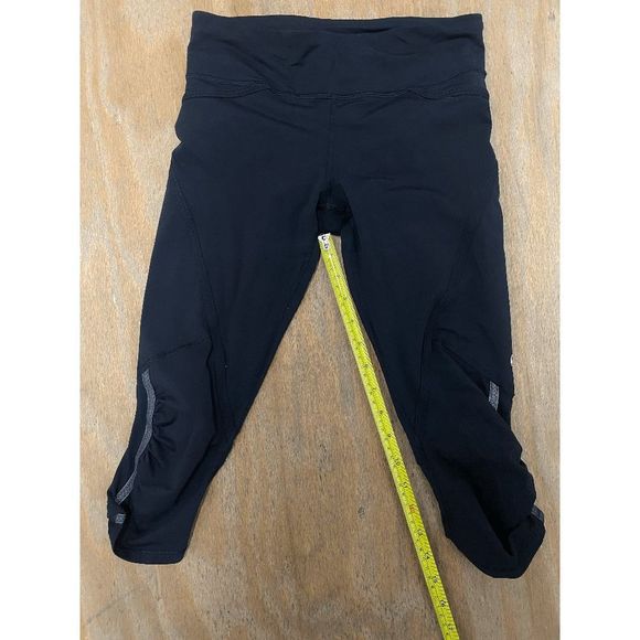 Lululemon Athletica Run Pace Crop Ruched Black Leggings Athletic, Size 4 - Picture 5 of 7
